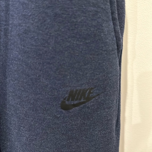 Nike “TECH” Fleece Jogger ADULT XSMALL - Picture 3 of 6